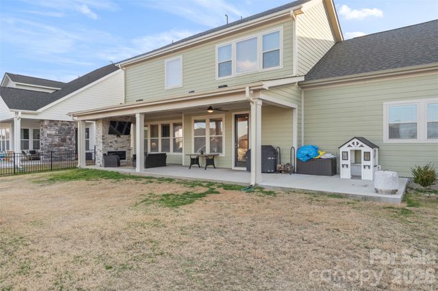 2434 Paddlers Cove Drive, Clover, SC 29710