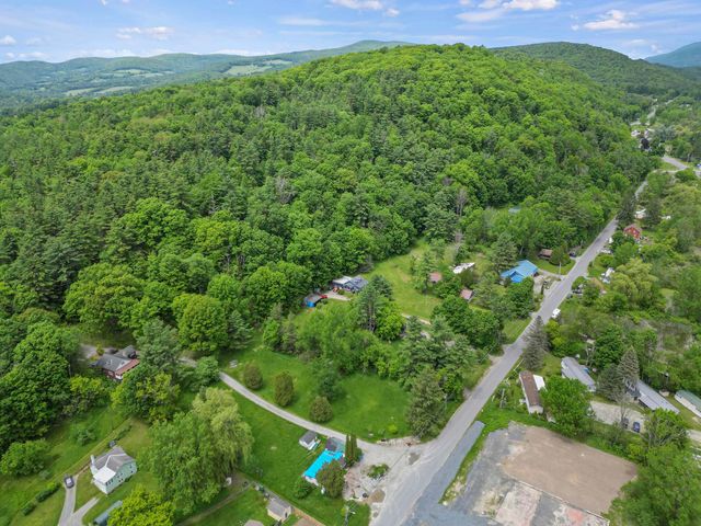 348 Center Street, Pownal, VT 05261