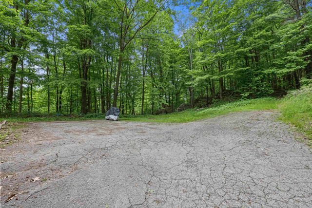 348 Center Street, Pownal, VT 05261