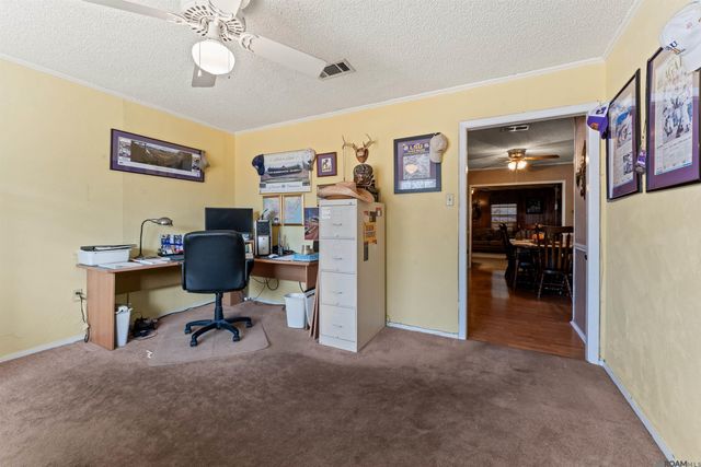 2054 Rowcliff Dr, Port Allen, LA 70767