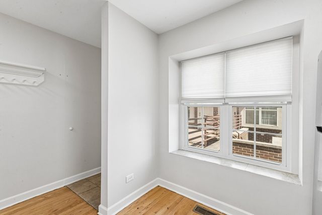 8029 Lincoln Avenue, Skokie, IL 60077