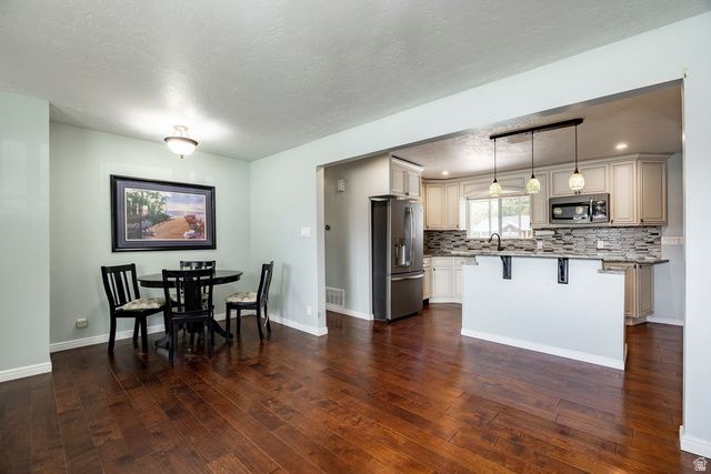 182 W CORNELL DR, Midvale, UT 84047