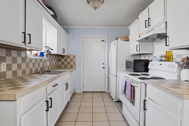 38 S 10th Street, Cabot, AR 72023