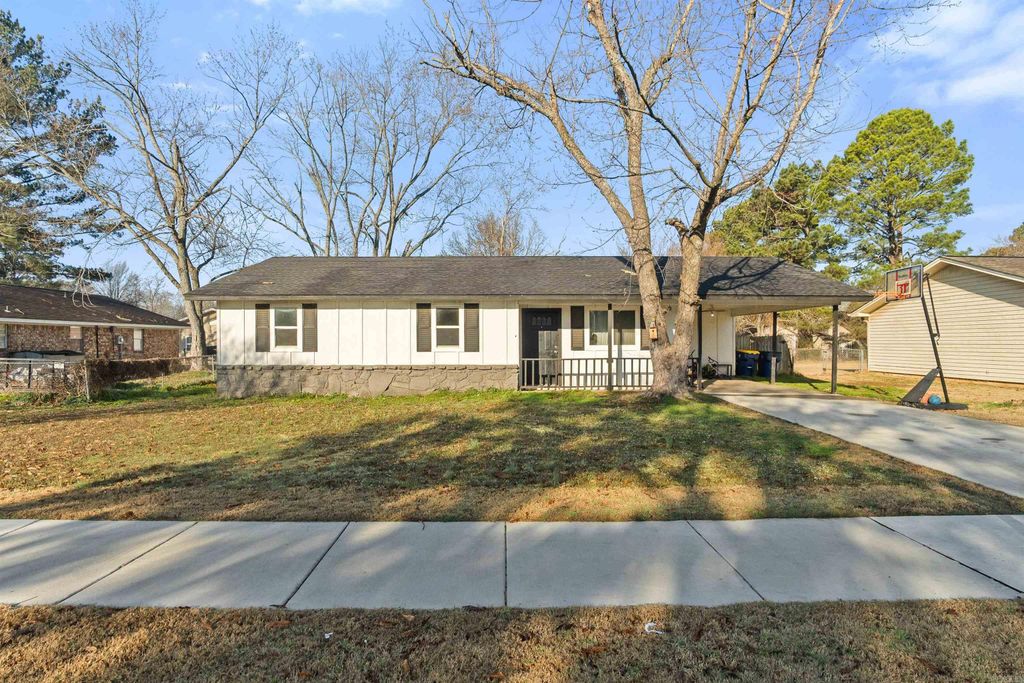 38 S 10th Street, Cabot, AR 72023