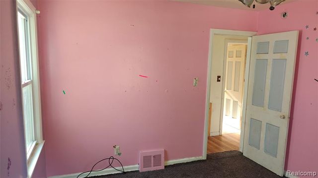 5157 Niagara Street, Wayne, MI 48184