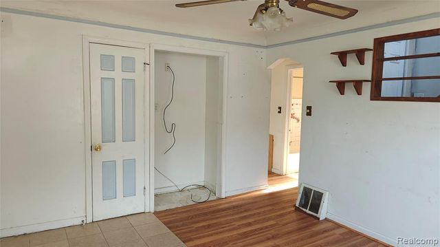 5157 Niagara Street, Wayne, MI 48184