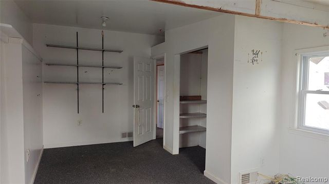 5157 Niagara Street, Wayne, MI 48184