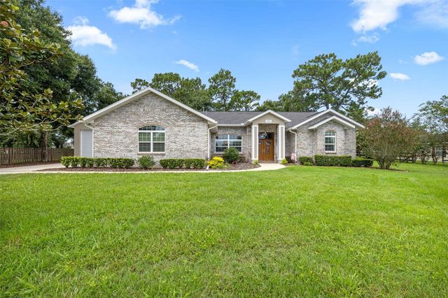 5592 NE 61ST AVENUE ROAD, Silver Springs, FL 34488