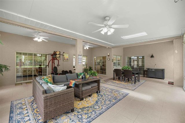 5592 NE 61ST AVENUE ROAD, Silver Springs, FL 34488