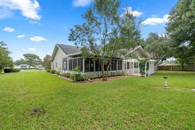 5592 NE 61ST AVENUE ROAD, Silver Springs, FL 34488