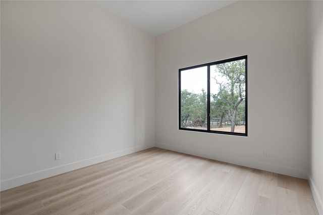 111 High Plains DR, Dripping Springs, TX 78620