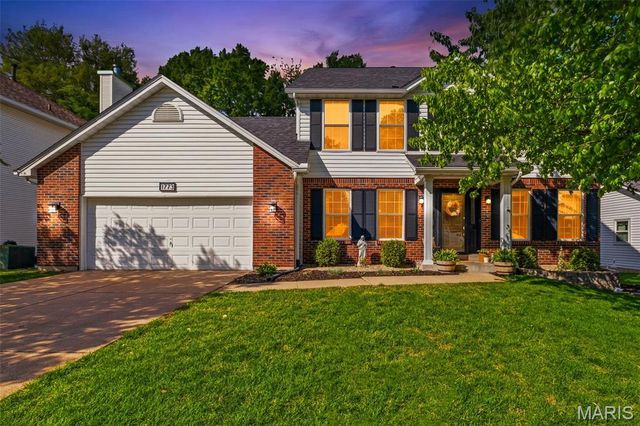 1773 Walters Way, St Charles, MO 63303