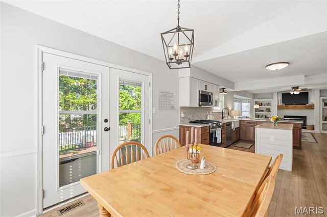1773 Walters Way, St Charles, MO 63303