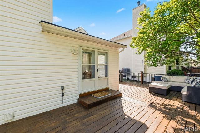 1773 Walters Way, St Charles, MO 63303