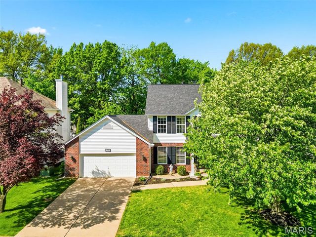 1773 Walters Way, St Charles, MO 63303