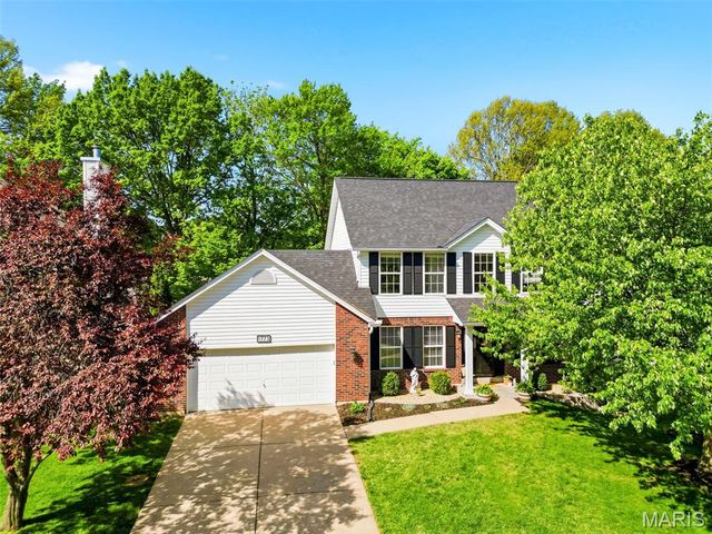1773 Walters Way, St Charles, MO 63303