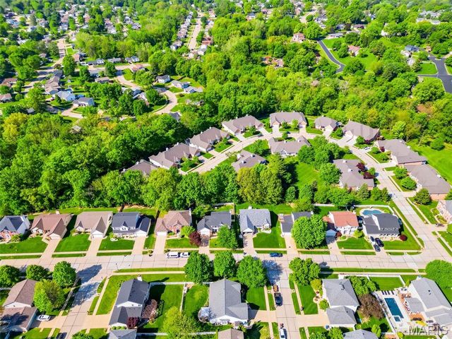 1773 Walters Way, St Charles, MO 63303