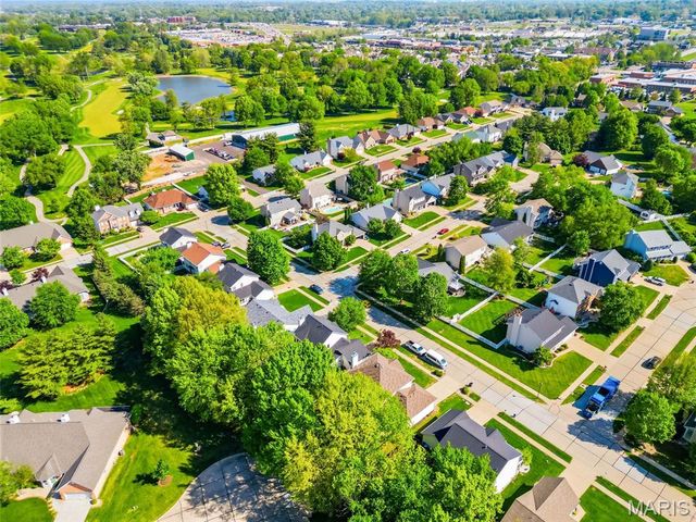 1773 Walters Way, St Charles, MO 63303