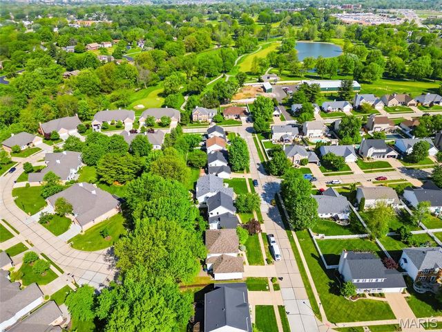 1773 Walters Way, St Charles, MO 63303