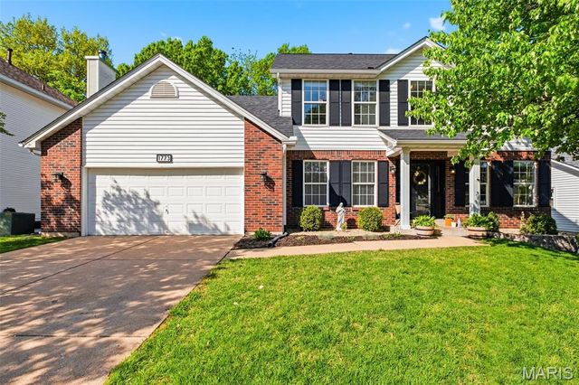 1773 Walters Way, St Charles, MO 63303
