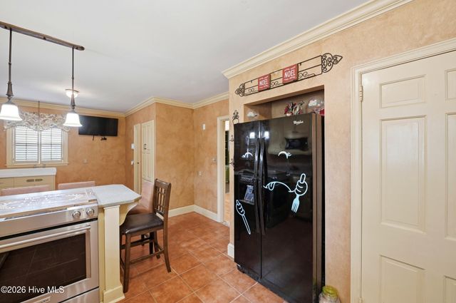 204 E College Street, Whiteville, NC 28472