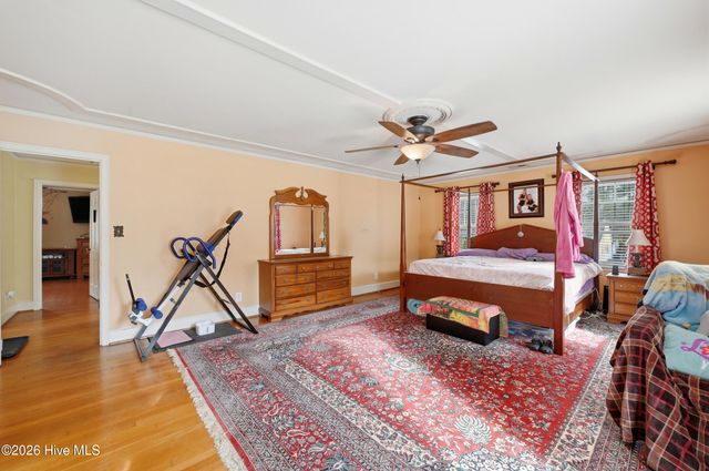 204 E College Street, Whiteville, NC 28472