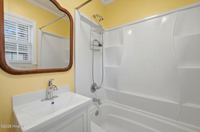 204 E College Street, Whiteville, NC 28472