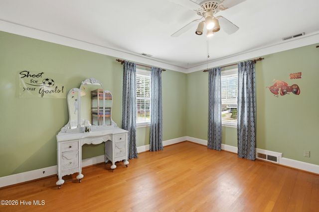 204 E College Street, Whiteville, NC 28472