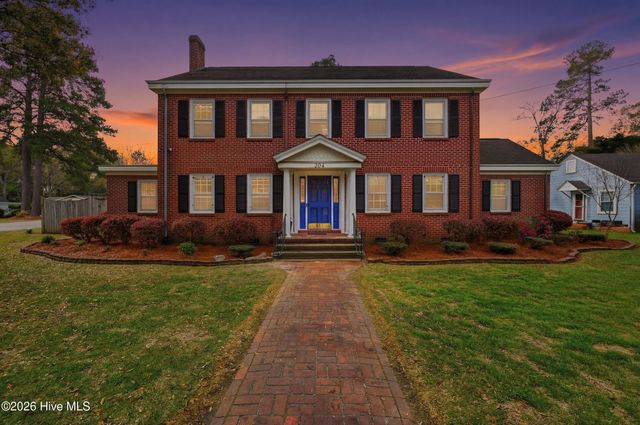 204 E College Street, Whiteville, NC 28472