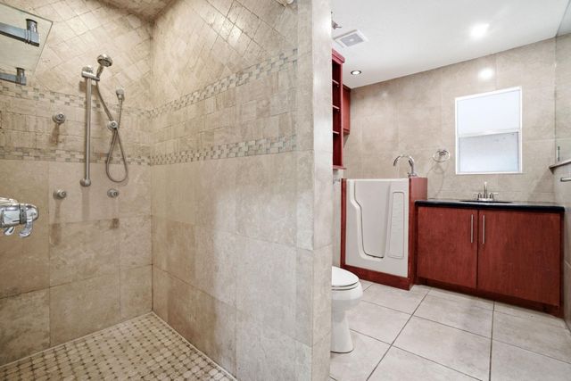 2119 Old Ox Road, Spring, TX 77386