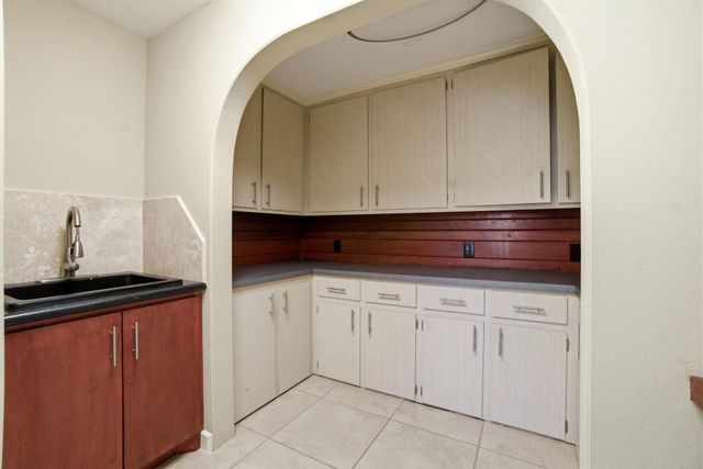 2119 Old Ox Road, Spring, TX 77386