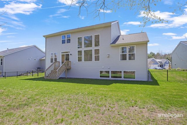 14591 Windway Drive, Grand Haven, MI 49417