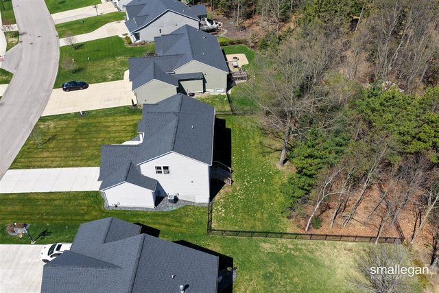 14591 Windway Drive, Grand Haven, MI 49417