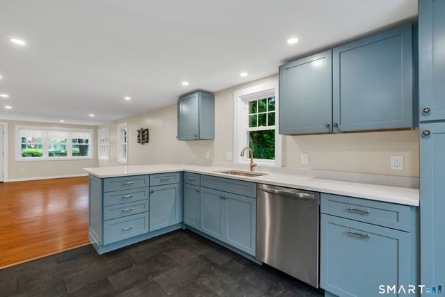 41 Maple Street, Stonington, CT 06378