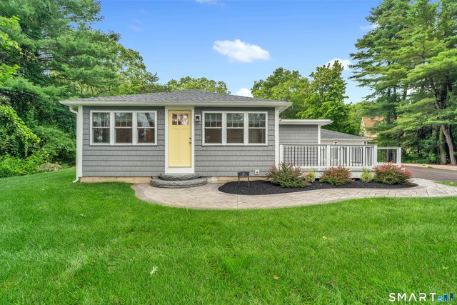 41 Maple Street, Stonington, CT 06378