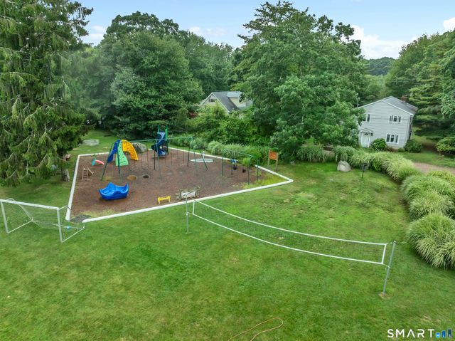 41 Maple Street, Stonington, CT 06378