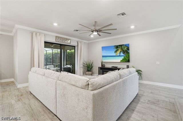 7195 Wilton DR, Naples, FL 34109