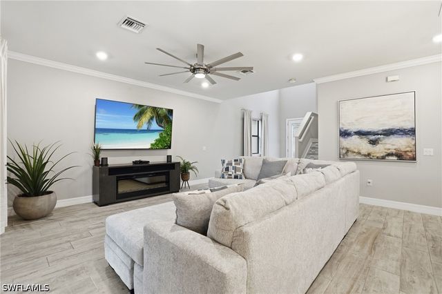 7195 Wilton DR, Naples, FL 34109