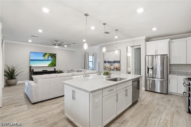 7195 Wilton DR, Naples, FL 34109