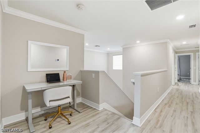 7195 Wilton DR, Naples, FL 34109