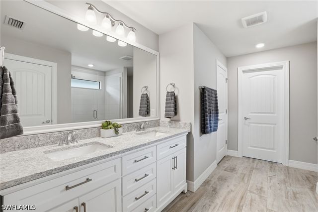 7195 Wilton DR, Naples, FL 34109