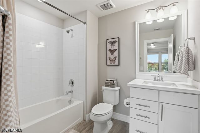 7195 Wilton DR, Naples, FL 34109