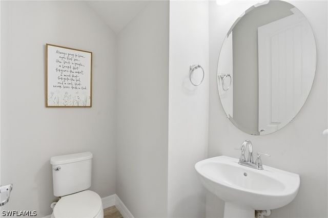 7195 Wilton DR, Naples, FL 34109
