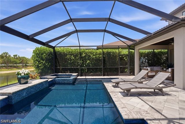 7195 Wilton DR, Naples, FL 34109