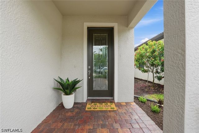 7195 Wilton DR, Naples, FL 34109