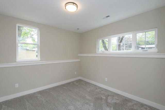 W241N6316 Oak DRIVE, Sussex, WI 53089