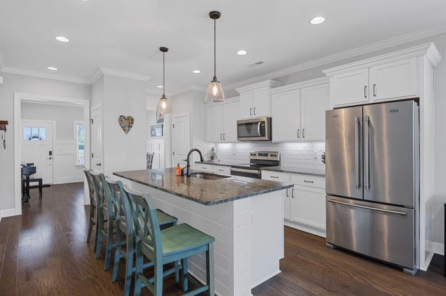 6105 Amber Forest Trail 38, Hixson, TN 37343