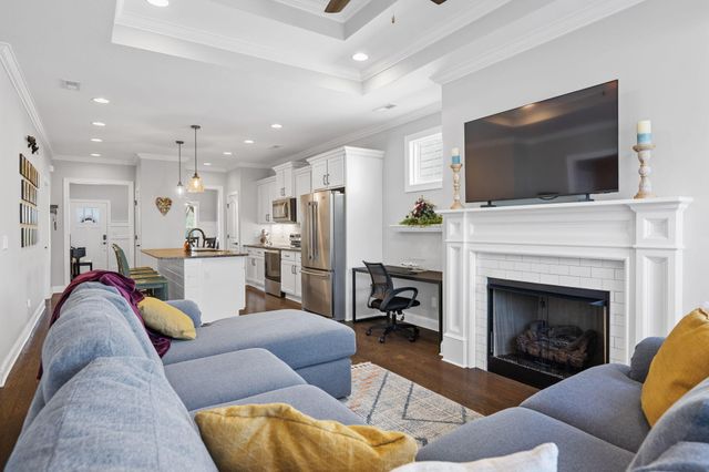 6105 Amber Forest Trail 38, Hixson, TN 37343