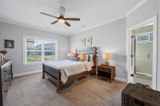 6105 Amber Forest Trail 38, Hixson, TN 37343