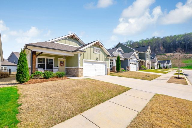 6105 Amber Forest Trail 38, Hixson, TN 37343